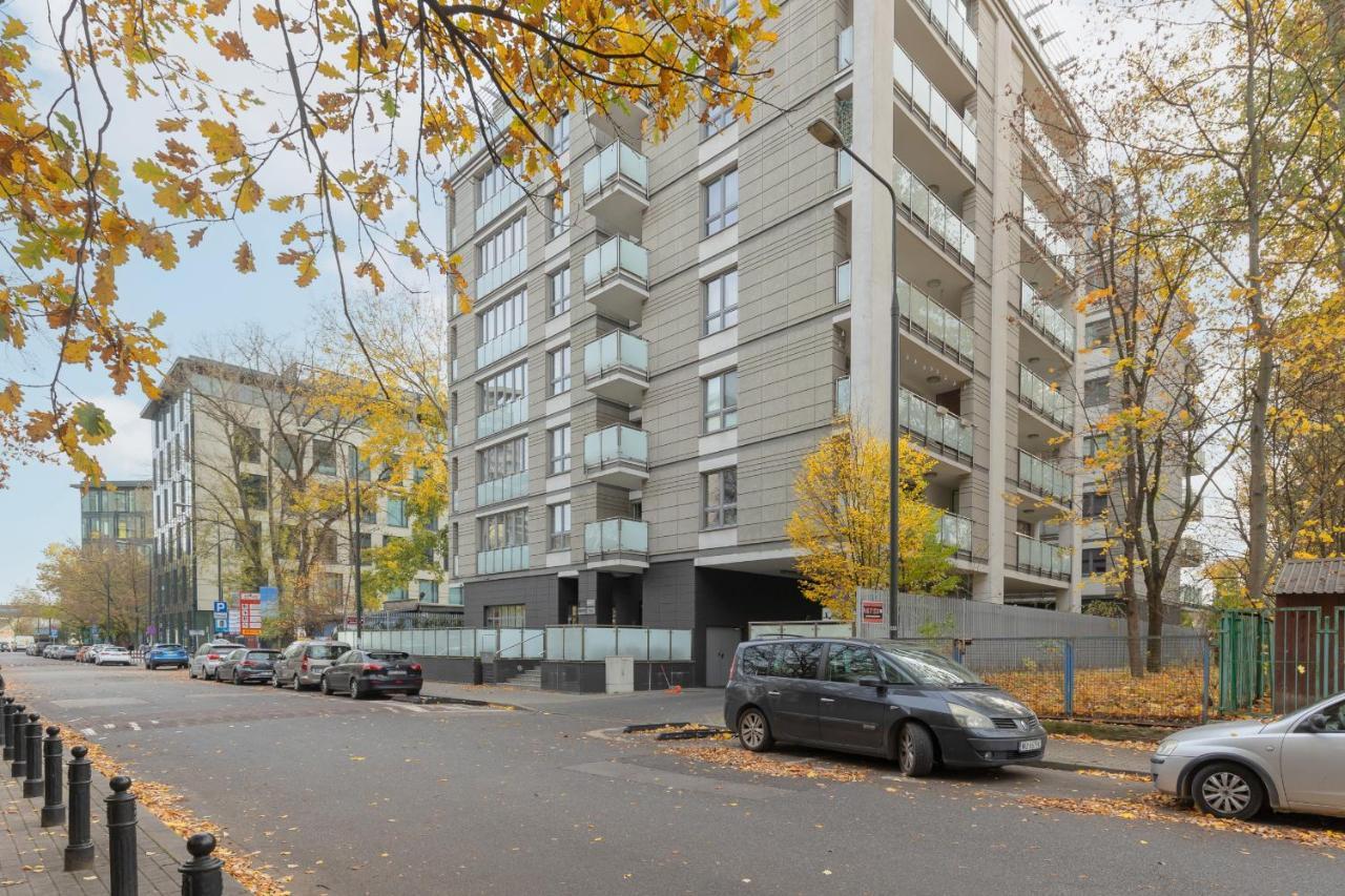 Warsaw Srodmiescie Riverside Three-Bedroom Apartment By Renters ภายนอก รูปภาพ